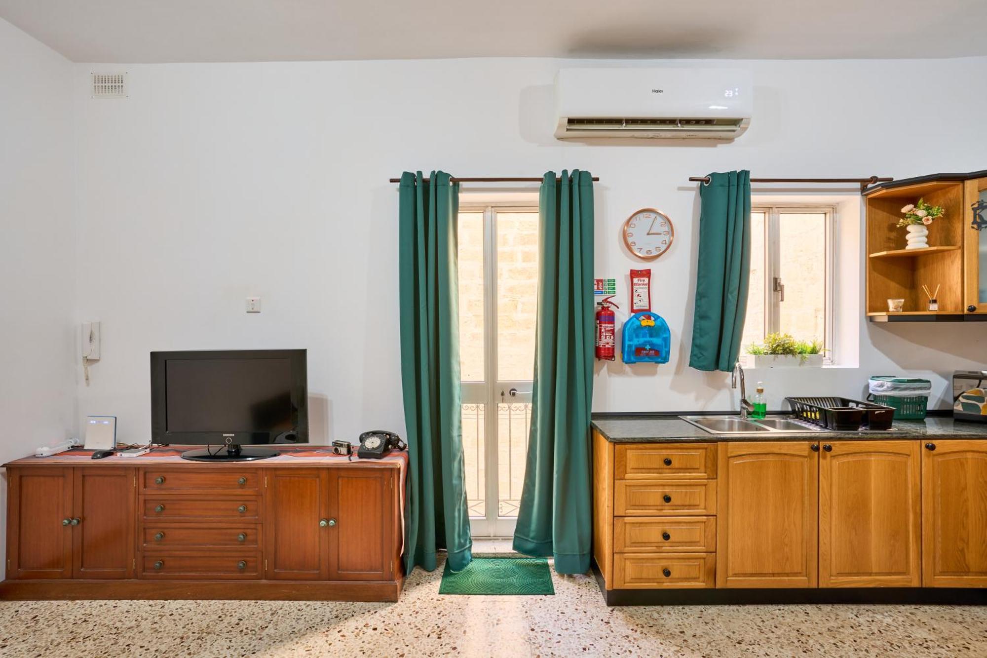 Ta' Nena Apartment In Floriana, 10 Minutes Away From Valletta Exterior foto